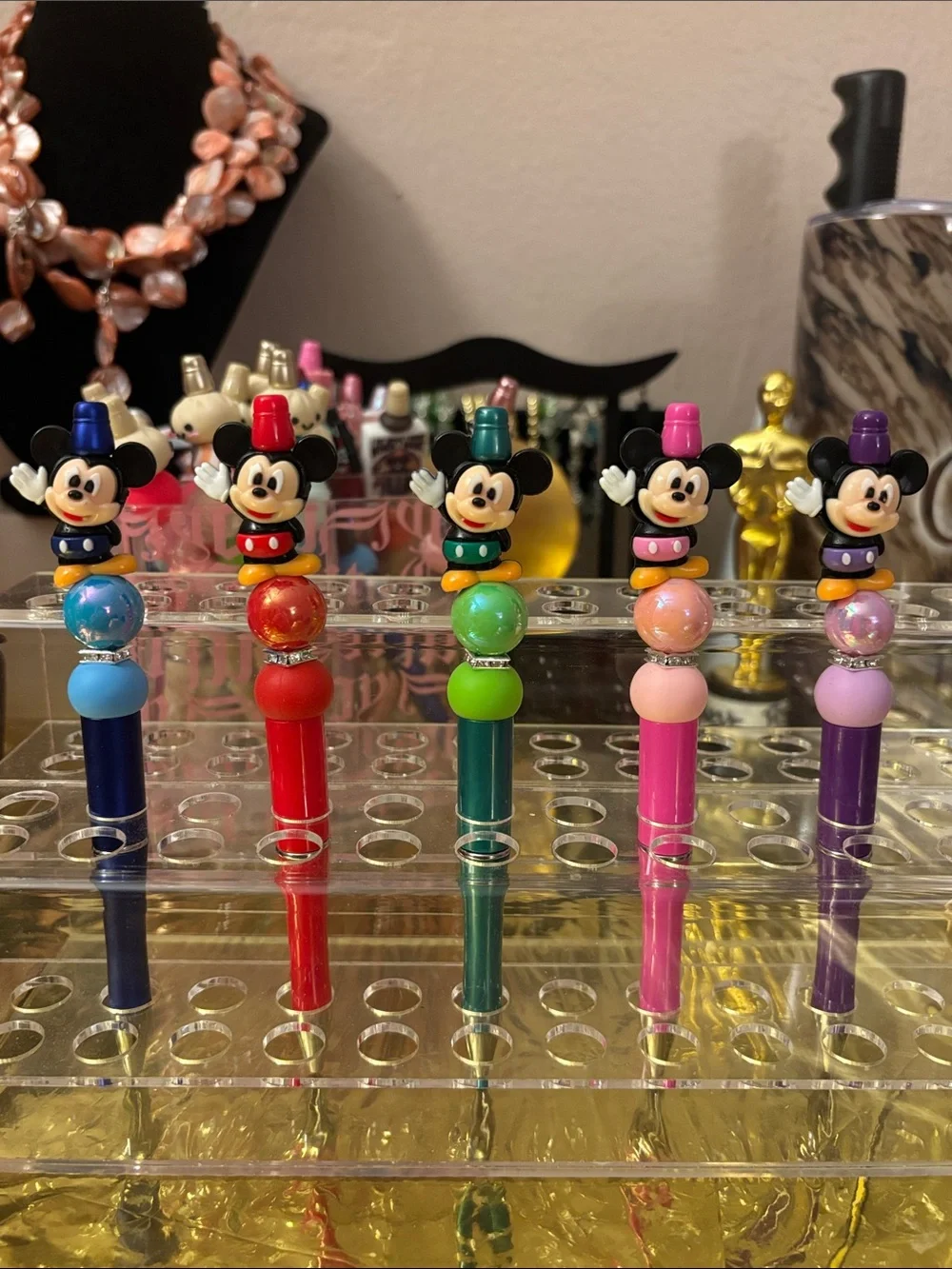 Mickey Mouse Pen (1)